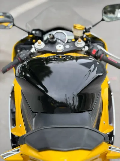 Мотоцикл YAMAHA R6 — миниатюра 8