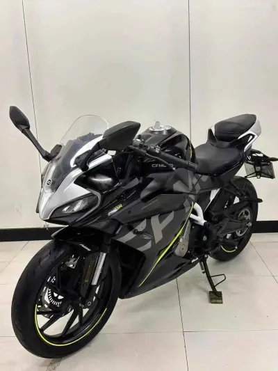 Мотоцикл CFmoto SR250 на заказ — миниатюра 3