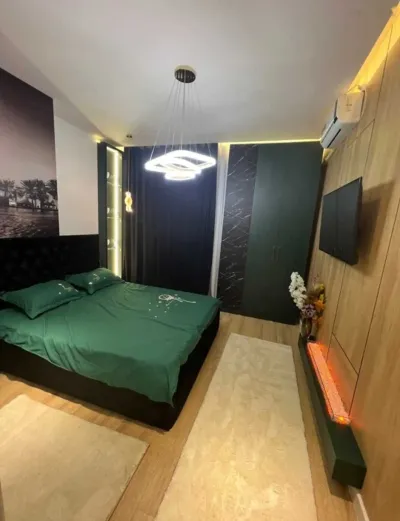 2-комн. квартира, 10 этаж, 70м², голубой экран