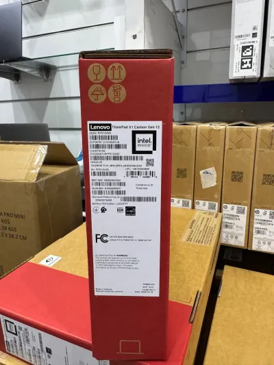 Ноутбук Lenovo ThinkPad X1 Carbon Gen 12 — миниатюра 2