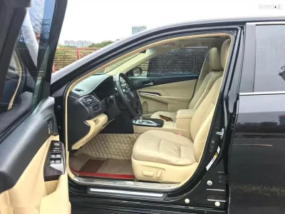 Toyota Camry, 2015