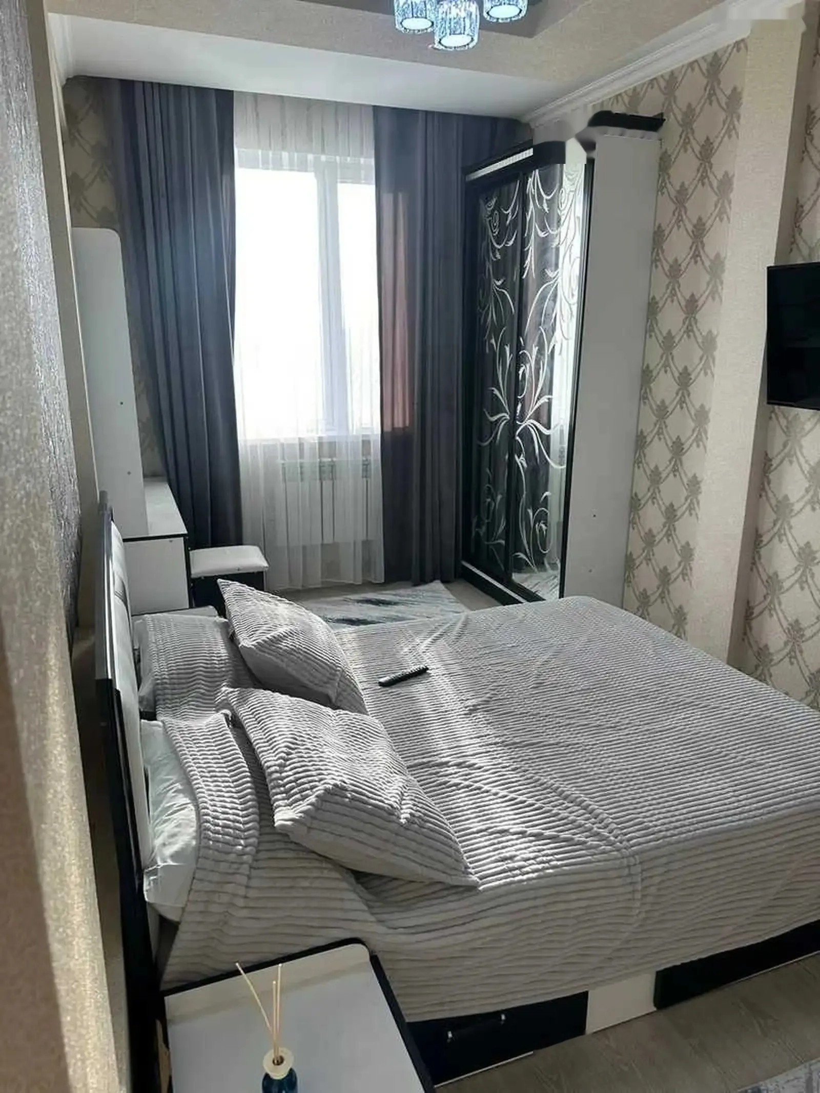 2-комн. квартира, 4 этаж, 70м², К. Россия, пеши часть