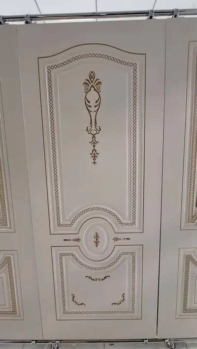 Дверь — миниатюра 1