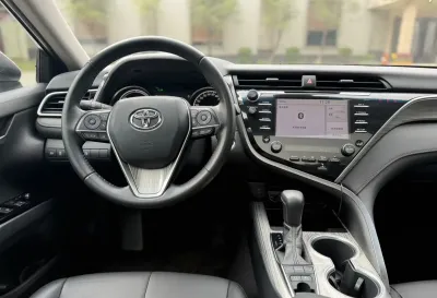 Toyota Camry, 2018