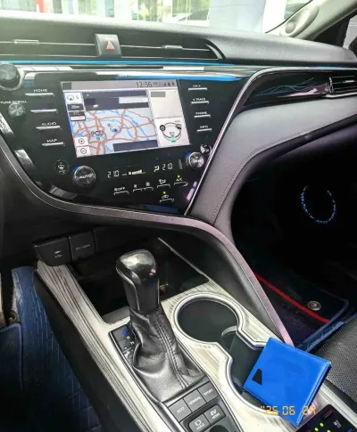 Toyota Camry, 2018