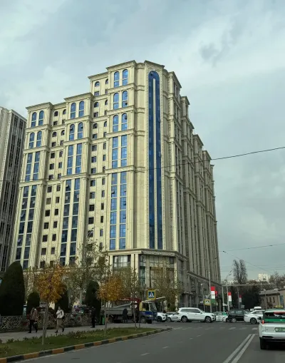 Помещение под свободное назначение, 200м², Перекрёсток Суд Шохмансур Дом Зирбак