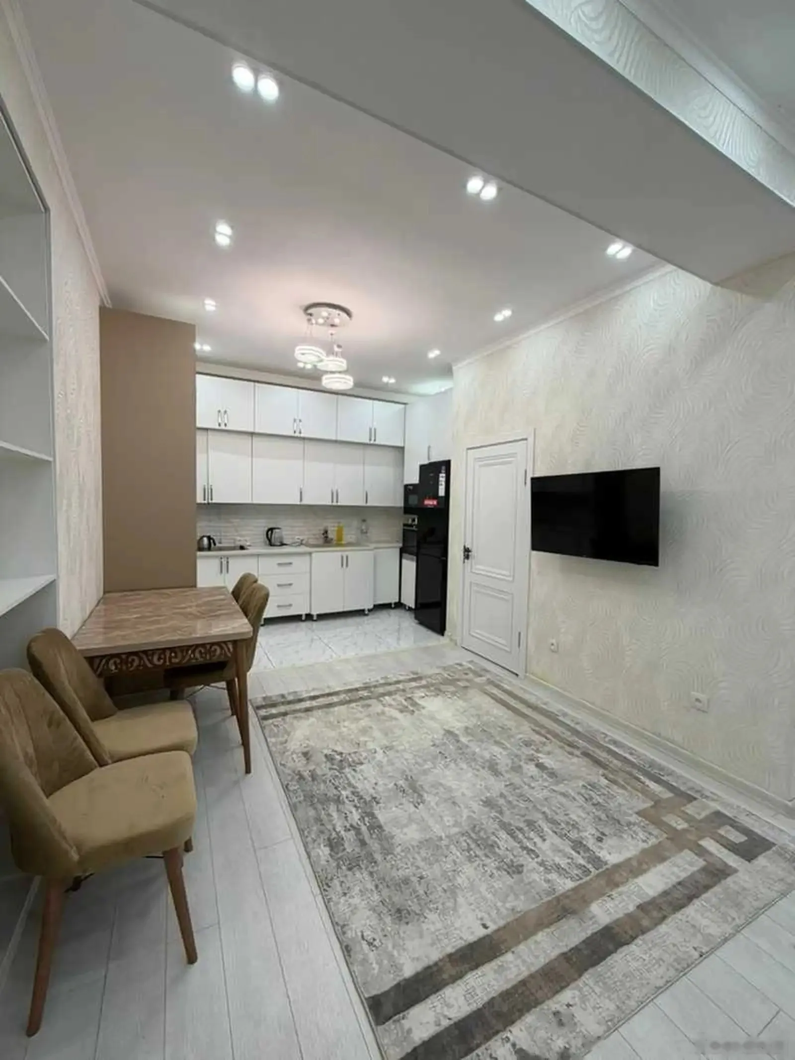 3-комн. квартира, 10 этаж, 111м², дом печати