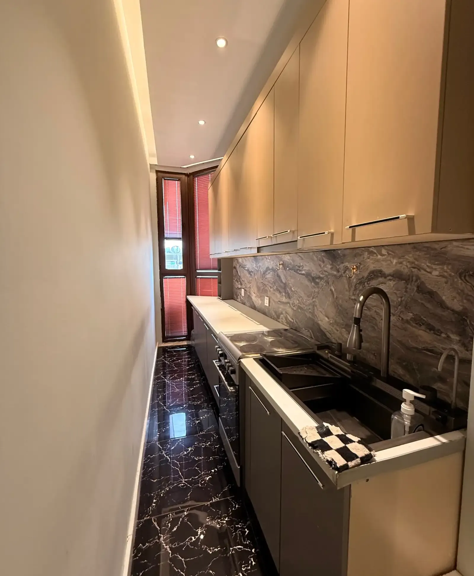6-комн. квартира, 9 этаж, 300 м², Ситора, Дом печати