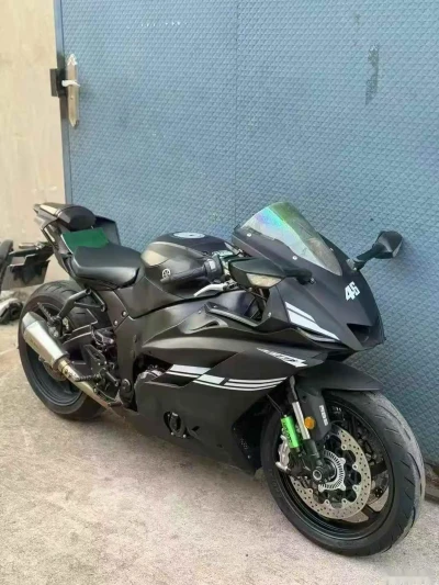 Мотоцикл Yamaha R1 на заказ — миниатюра 4