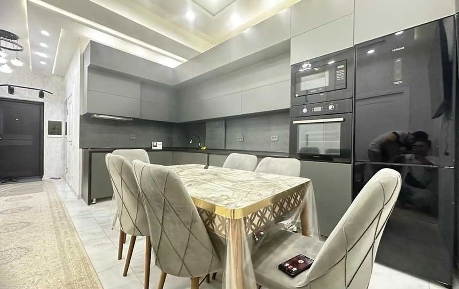 3-комн. квартира, 10 этаж, 85м², Шохмансур поворот Аэропорта