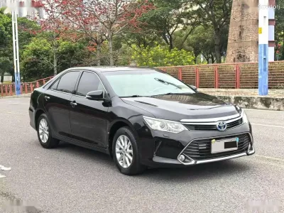 Toyota Camry, 2015