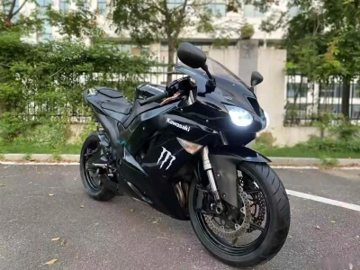 Мотоцикл Kawasaki на заказ — миниатюра 4