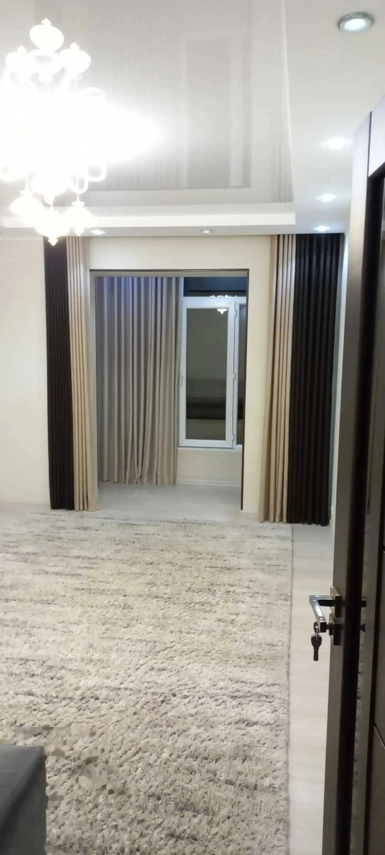 2-комн. квартира, 2 этаж, 58м², Шохмансур (зелёный бозор пеши Вална)