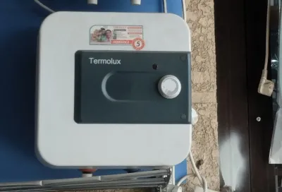 Водонагреватель Термолюкс 10л — миниатюра 1