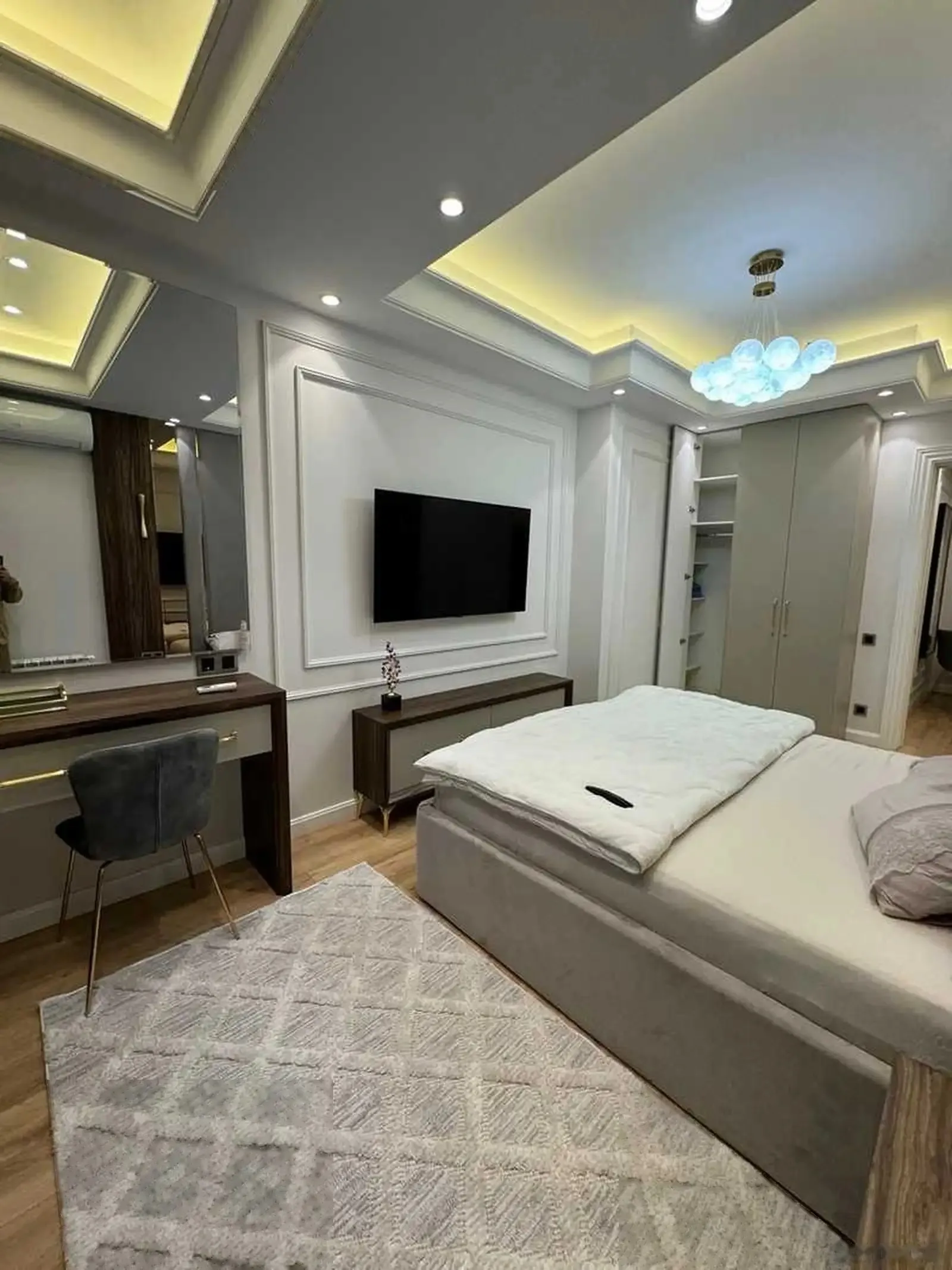 2-комн. квартира, 17 этаж, 64м², м.Турсунзода 14/
