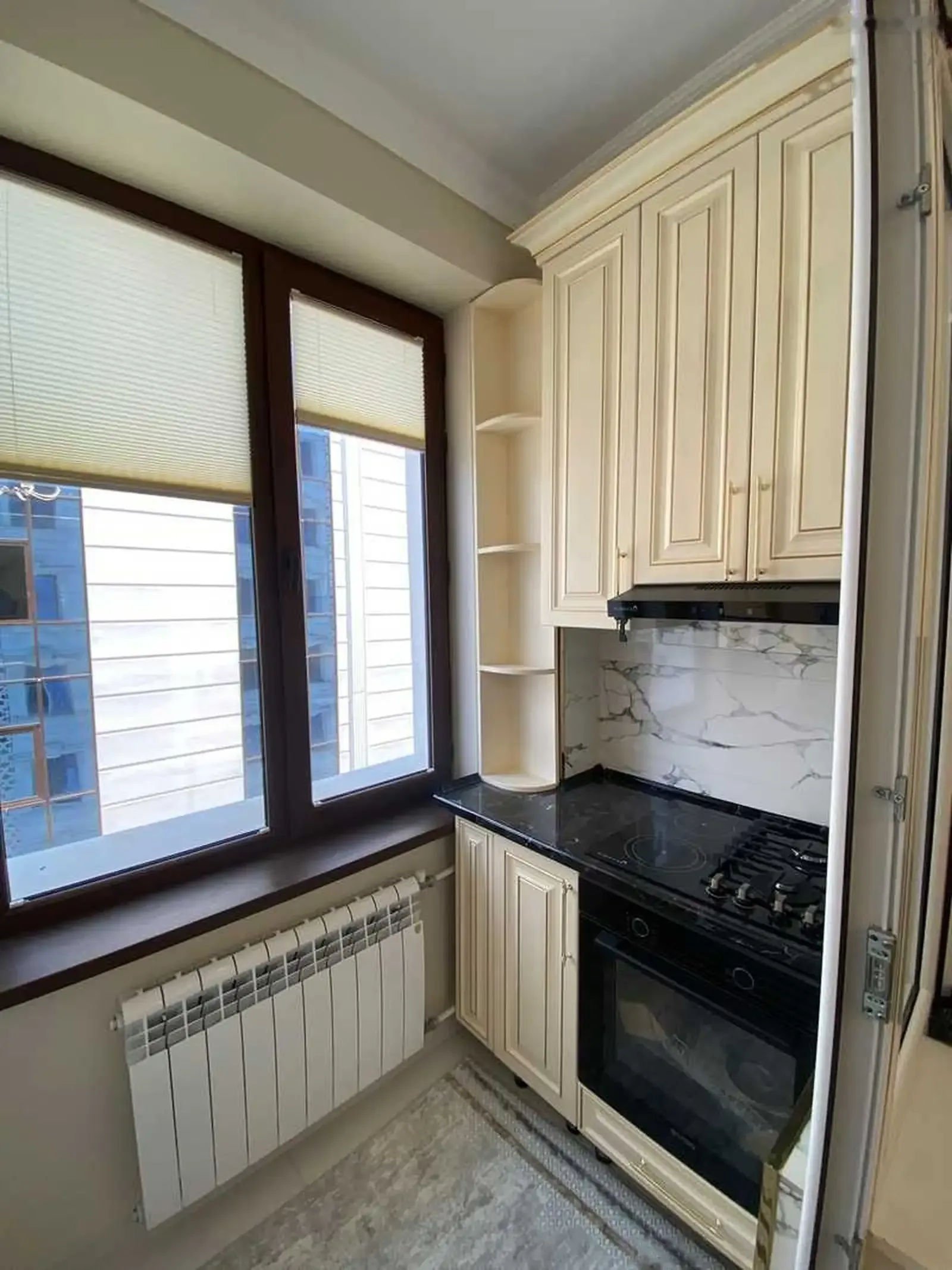 2-комн. квартира, 8 этаж, 99м², Белый городок сафо