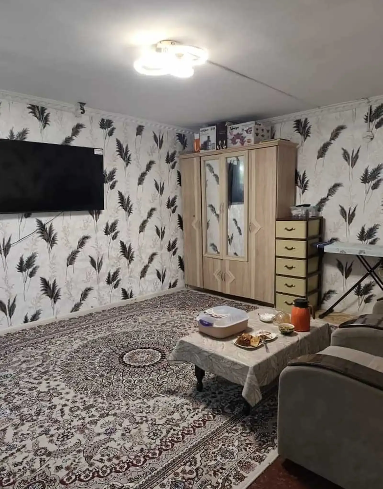 1-комн. квартира, 1 этаж, 55 м², Ёқут 2000