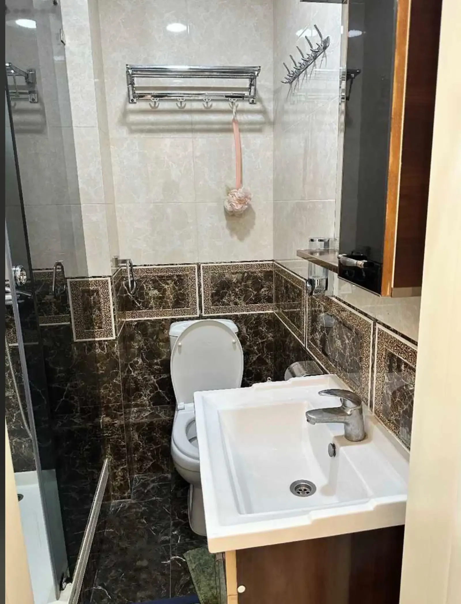 2-комн. квартира, 12 этаж, 70м², Айни 54, Скорый