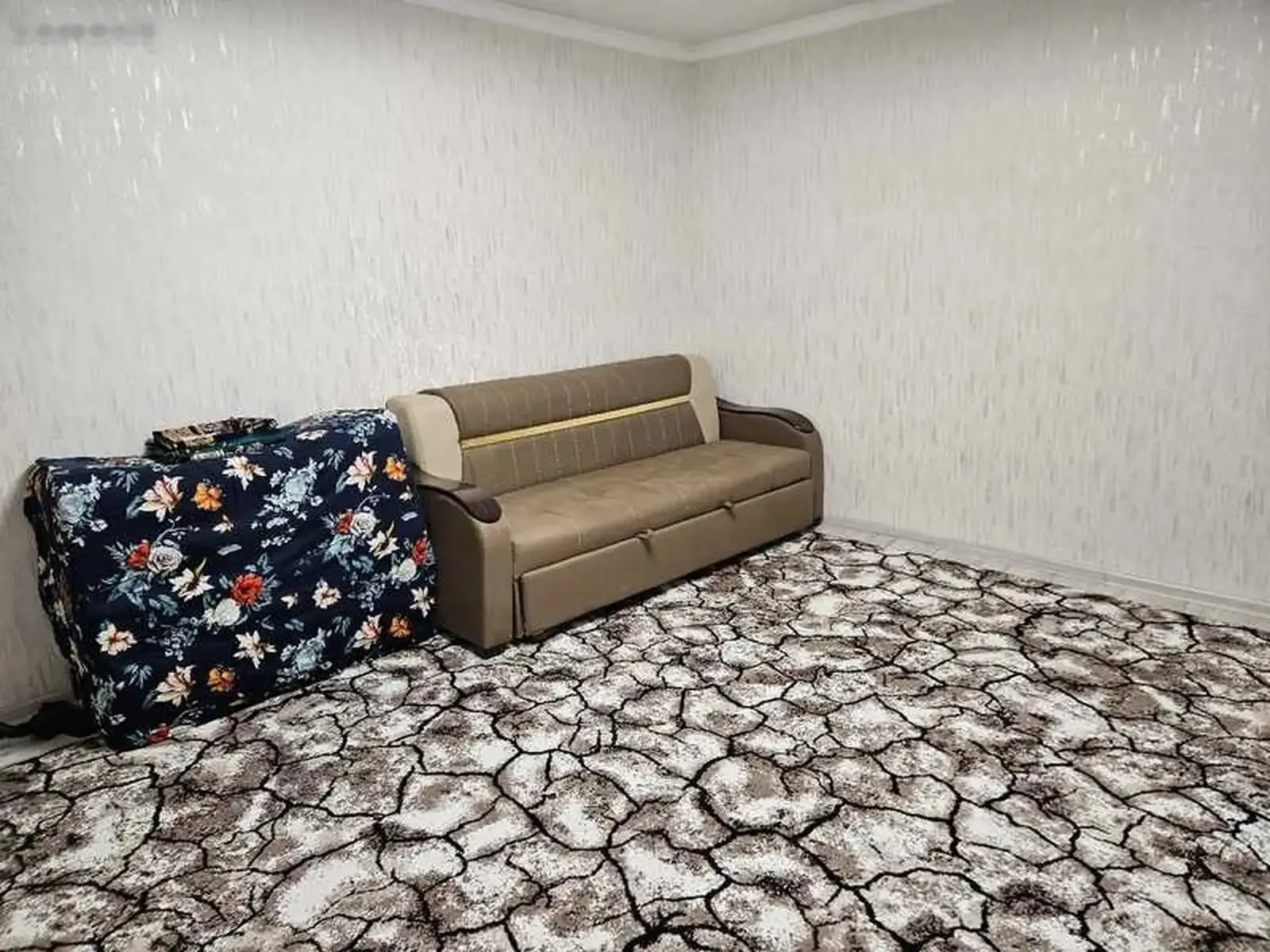1-комн. квартира, 4 этаж, 30 м², Фирдавси