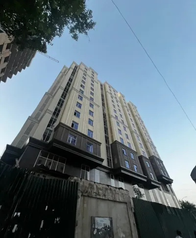 2-комн. квартира, 10 этаж, 72 м², Молодёжный, напротив бывшего казино «Саидшо»