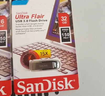 Флешка SanDisk Ultra Flair 32Gb