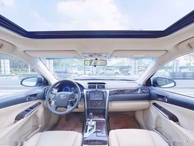 Toyota Camry, 2016