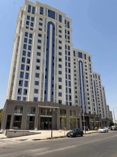 3-комн. квартира, 16 этаж, 86 м², Исмоили сомони,Водонасос — миниатюра 1