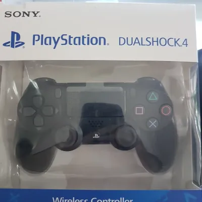 Джойстик DualShock 4 black — миниатюра 2