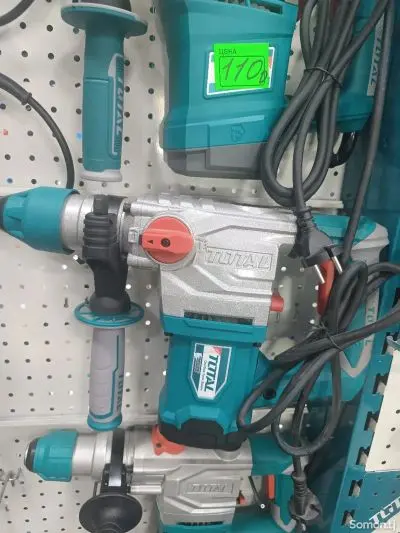 Перфоратор Total Max 1600W