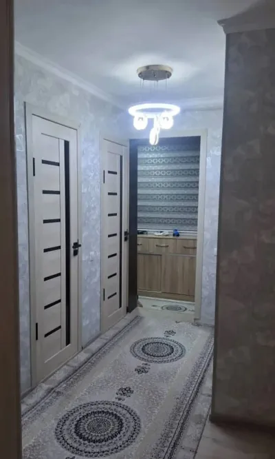 2-комн. квартира, Цокольный этаж, 80м², Сино — миниатюра 3