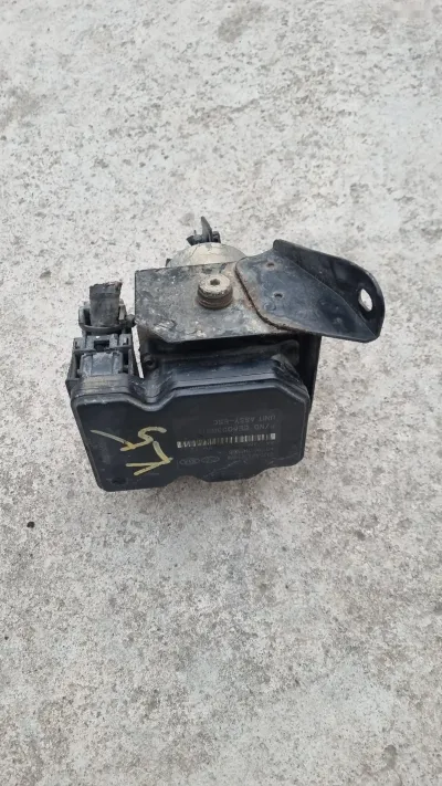 Блок ABS на Kia k5 2012 — миниатюра 3