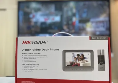Аналоговый Видеодомофон Hikvision DS-KIS202T