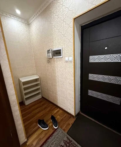 3-комн. квартира, 10 этаж, 10м², И. Сомони, на против Пединститут — миниатюра 3