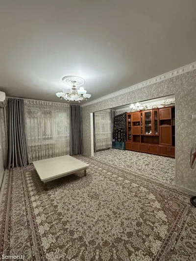 4-комн. квартира, 5 этаж, 75 м², Сино