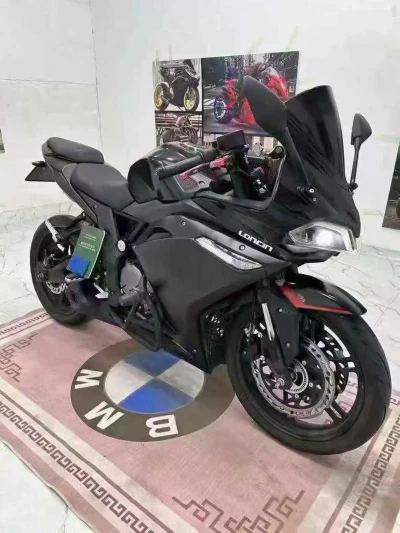 Мотоцикл Kawasaki 300 cc — миниатюра 3