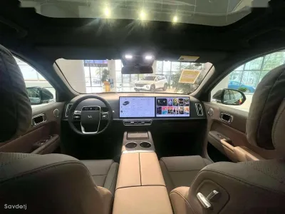Li Auto (LiXiang) L7, 2025