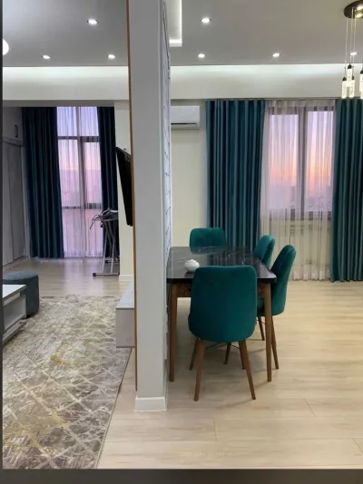 1-комн. квартира, 16 этаж, 52 м², Овир — миниатюра 2