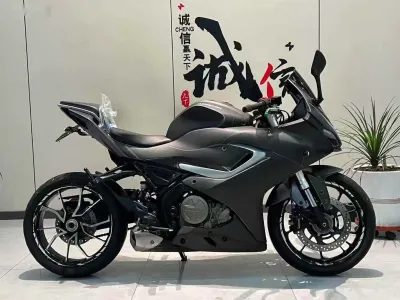 Мотоцикл QJMotor на заказ — миниатюра 2