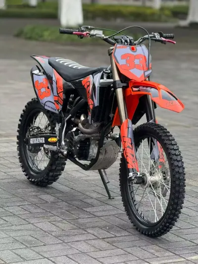 Мотоцикл K7 CBS 300 — миниатюра 1