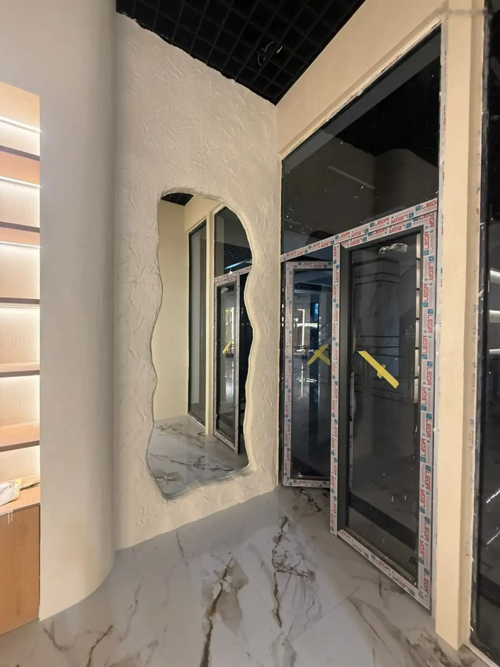 Помещение под магазин / салон, 100м², Дом печати