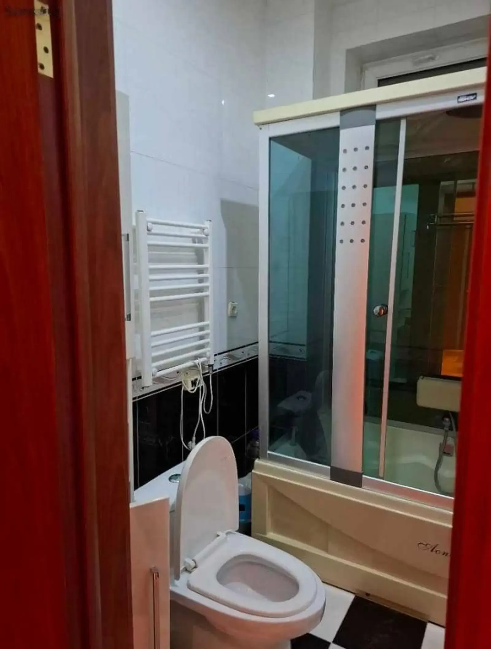4-комн. квартира, 5 этаж, 200м², 31 микрорайон