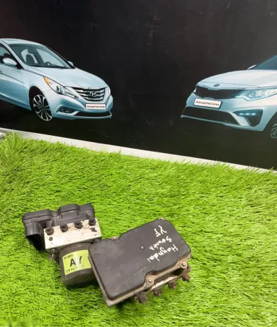 Блоки ABS от Hyundai Sonata YF 2010-2014 — миниатюра 1