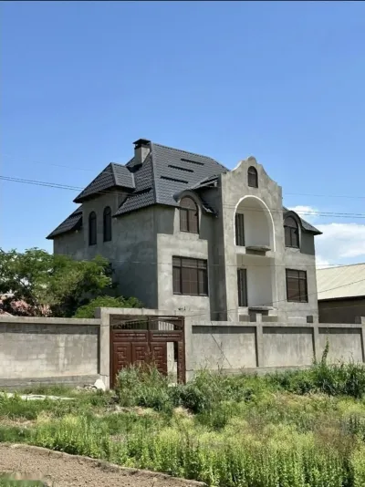 3 этажн. 11-комн. дом, 3 сотки, Шохмансур