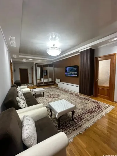 3-комн. квартира, 3 этаж, 200 м², н.Исмоили Сомони,дом печати — миниатюра 2