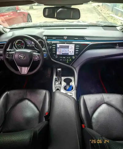 Toyota Camry, 2018
