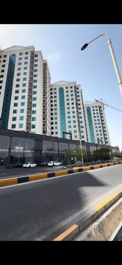 3-комн. квартира, 7 этаж, 108 м², Фирдавси — миниатюра 2