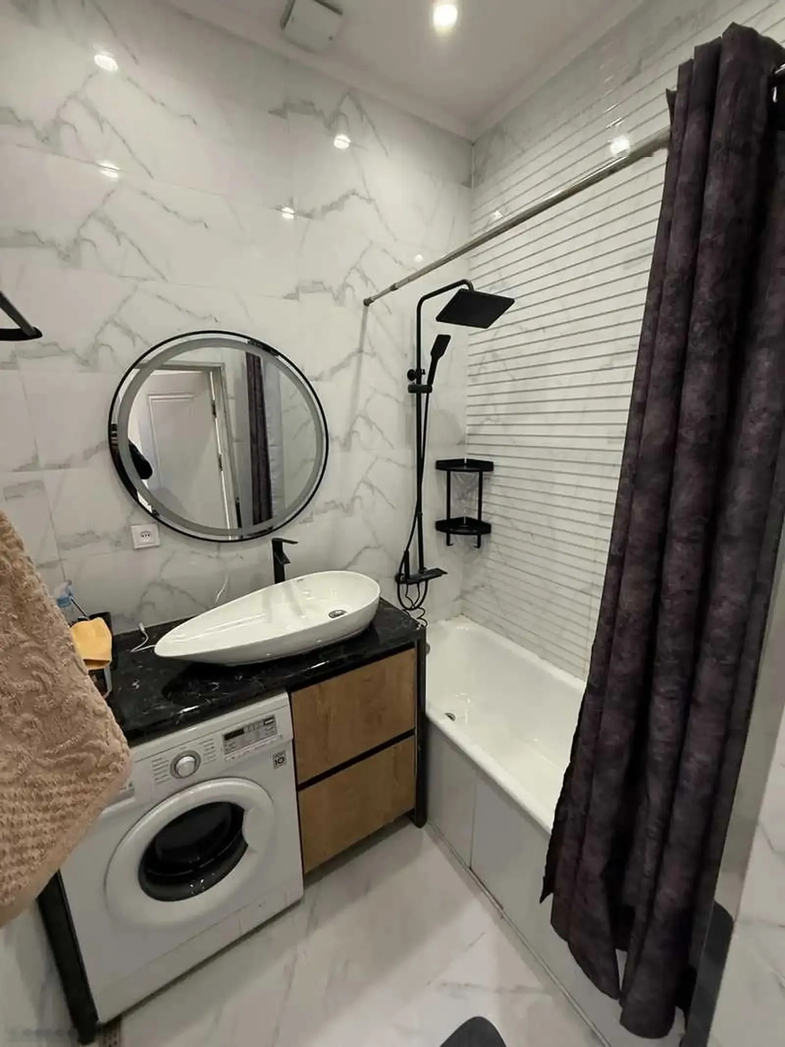 2-комн. квартира, 12 этаж, 90м², Голубой экран