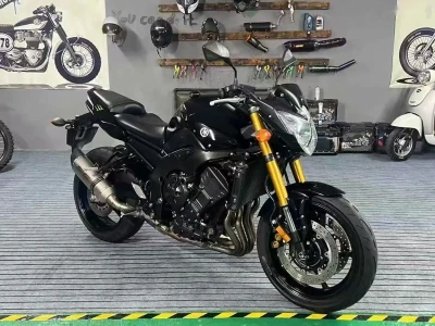 Мотоцикл Kawasaki FZ-8N — миниатюра 1