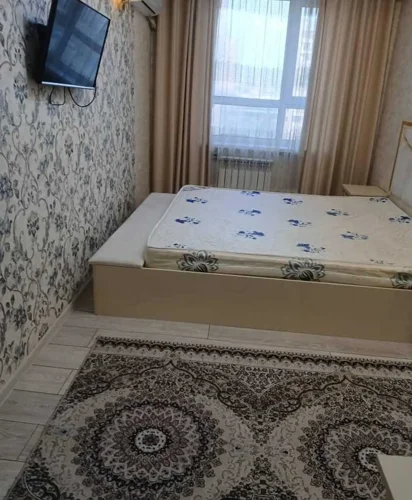 2-к квартира, 4 этаж, 80 м² — миниатюра 1