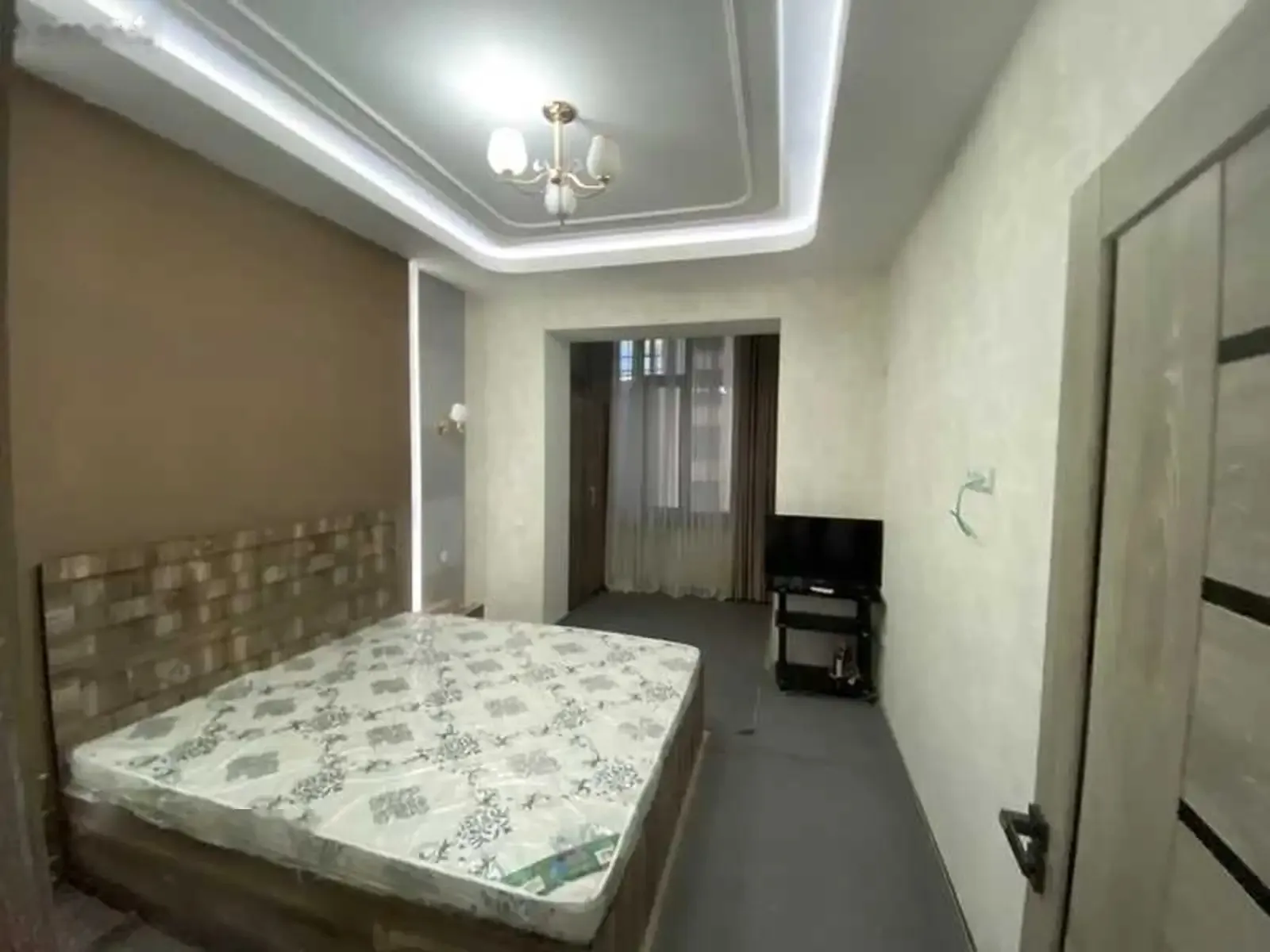2-комн. квартира, 11 этаж, 66м², Скорый